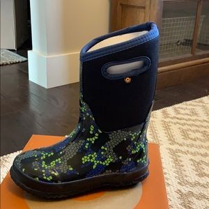 Bogs winter snow boots, size 3, new!